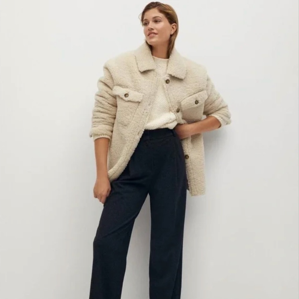 MANGO: NWOT Oversized faux shearling shacket, sz M
